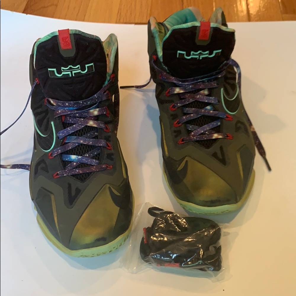 Lebron 11 Kings Pride